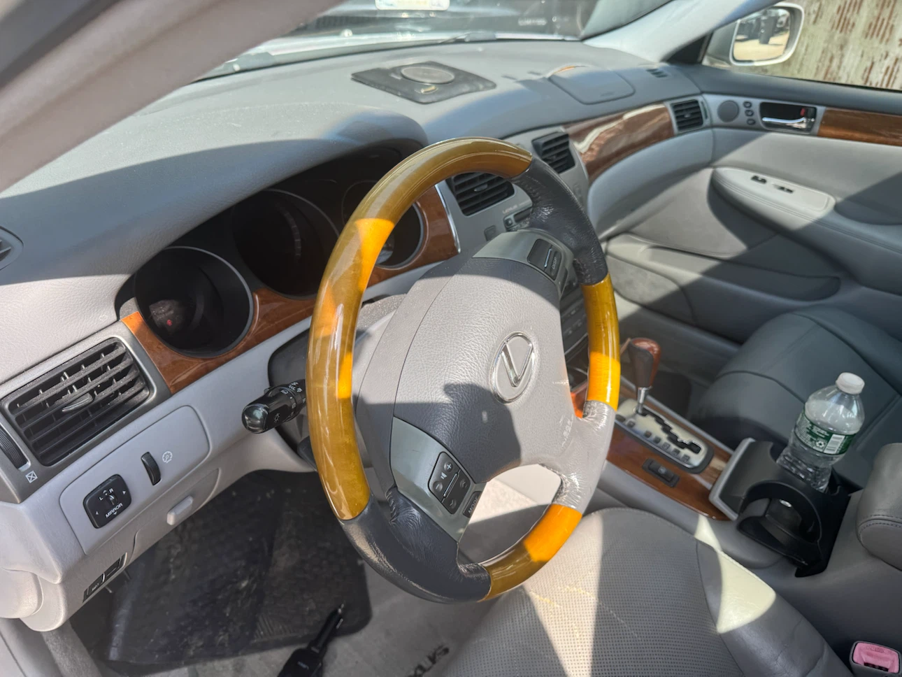 2005 Lexus es330 extra clean