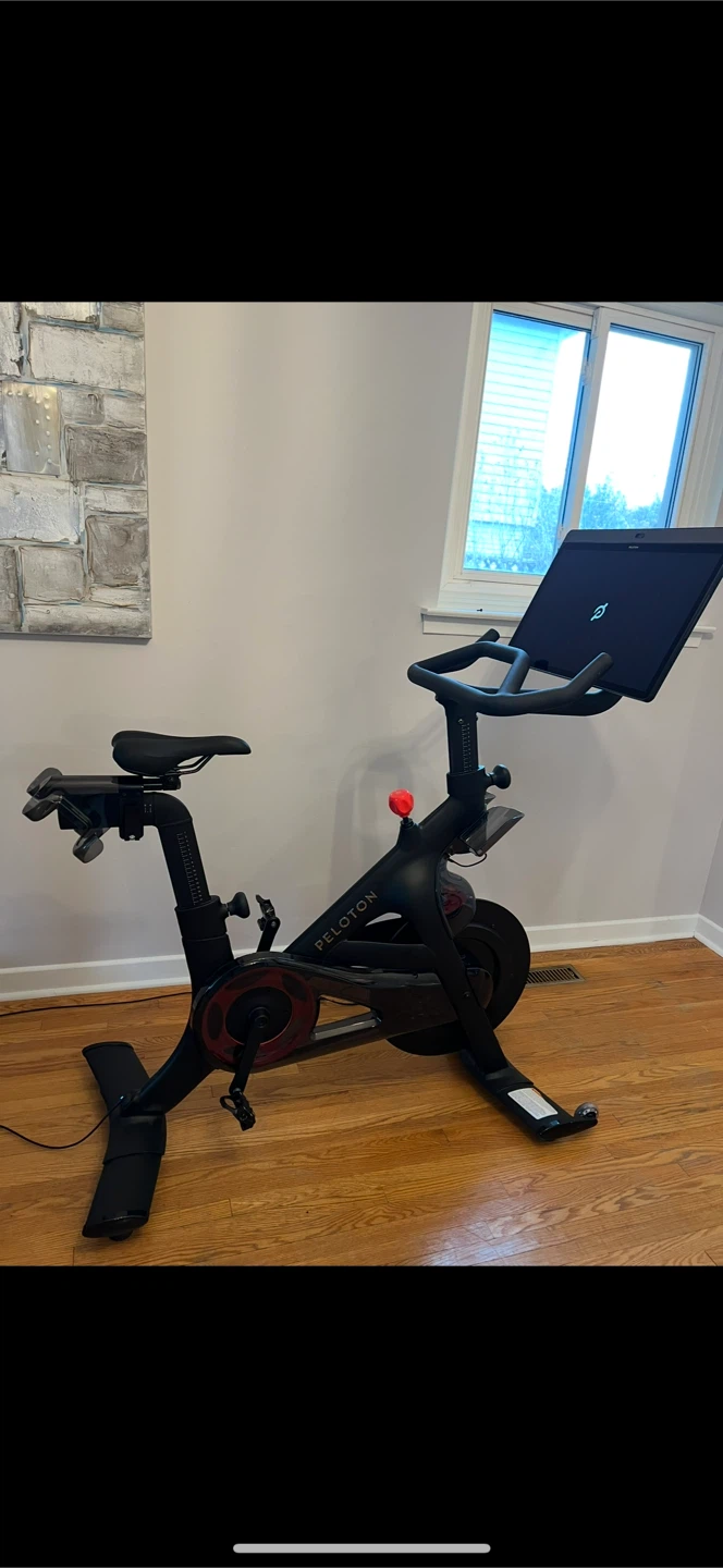 Peloton Plus Bike - photo 3