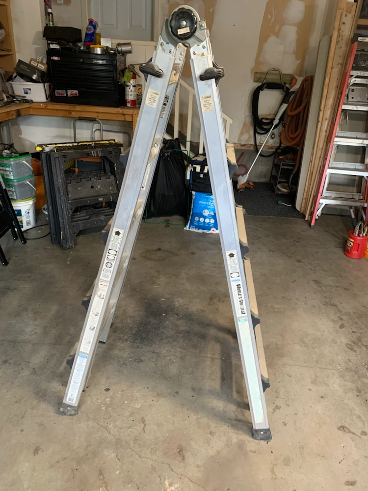 Cosco ladder