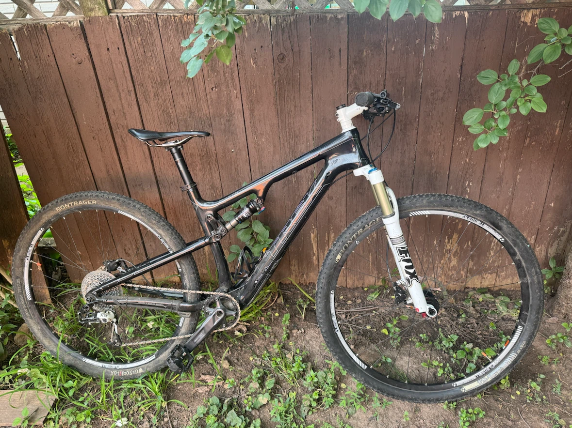 Trek Full Suspension Mountain Bike carbon fibre - photo 5