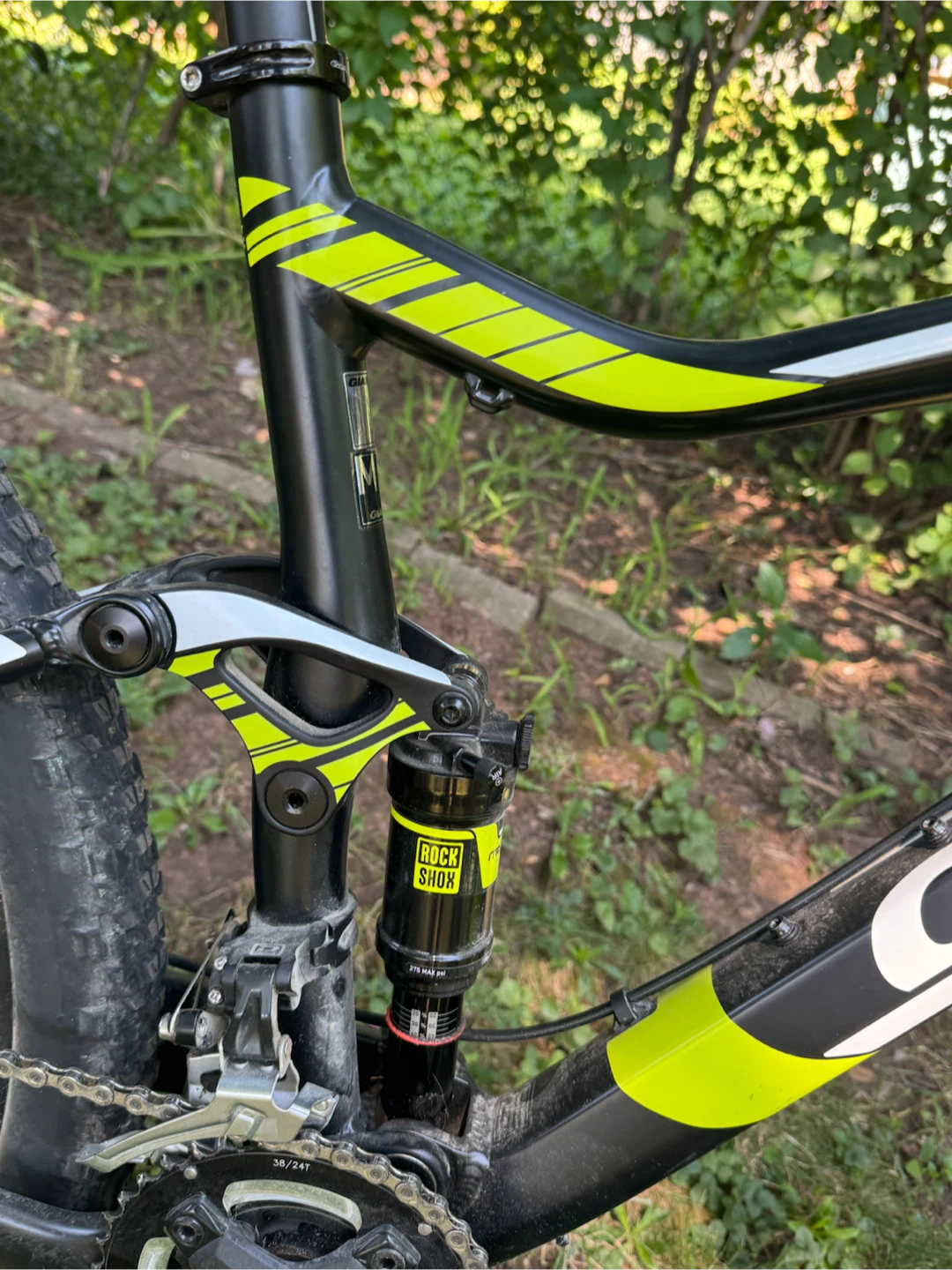 Giant Stance Full Suspension Mountain Bike - photo 2