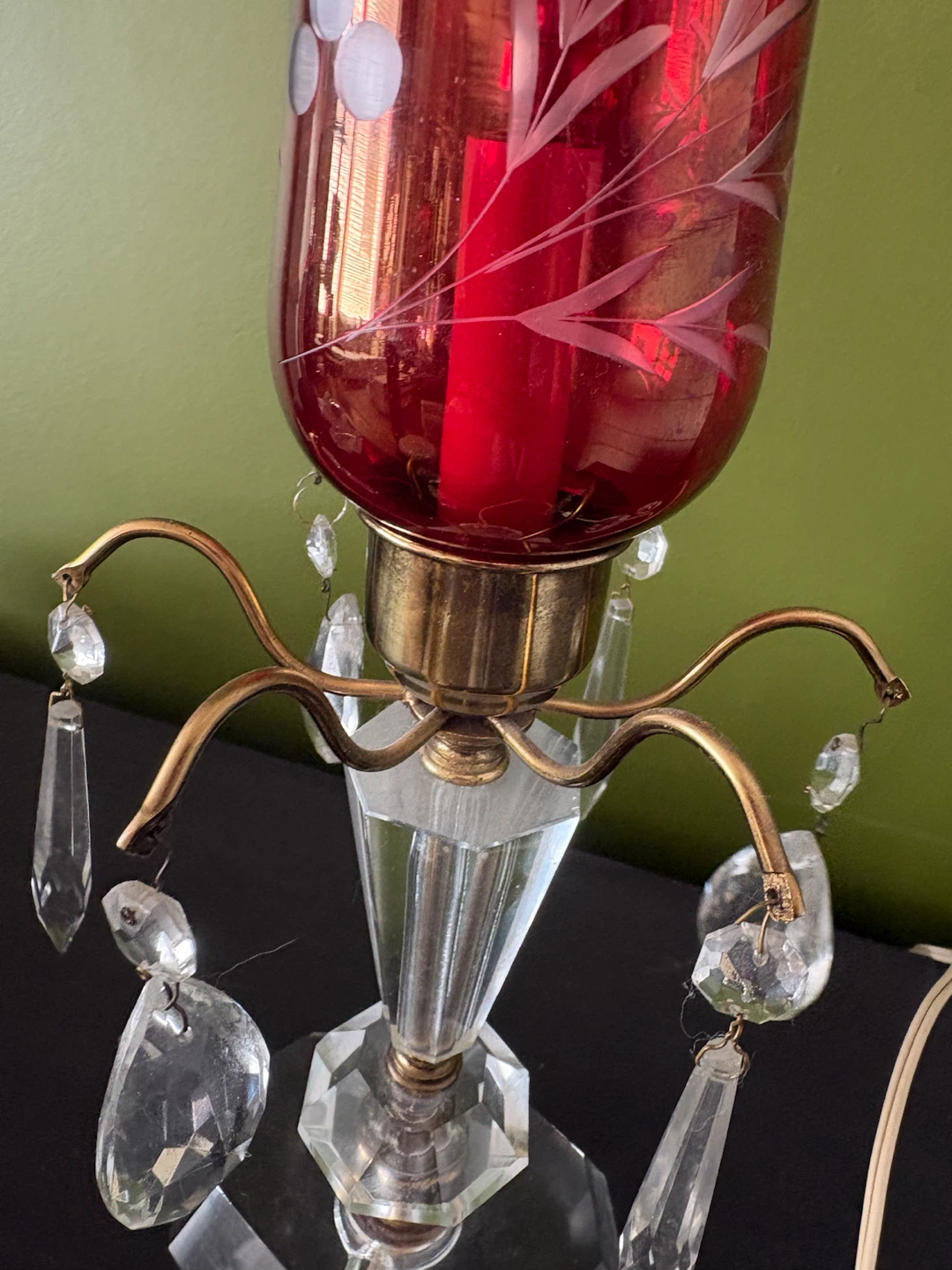 Antique Cranberry etched Glass Crystal Table Lamp - photo 3