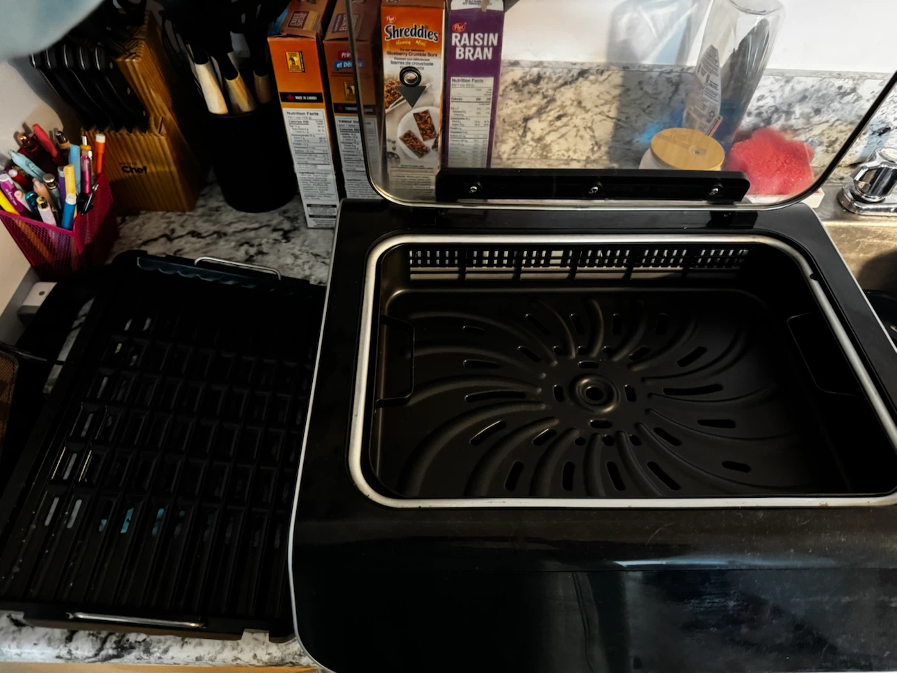 Gourmia Electric Indoor Grill with Lid - photo 2