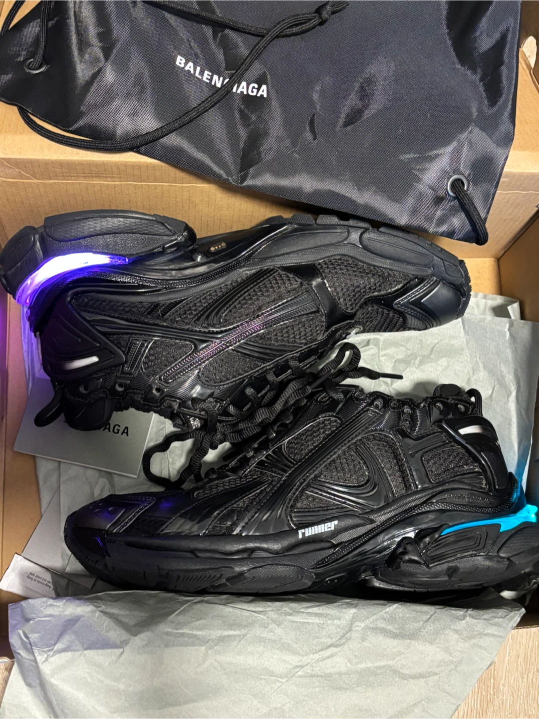 Balenciaga Runner LED Sneakers Size 42 Black - photo 2