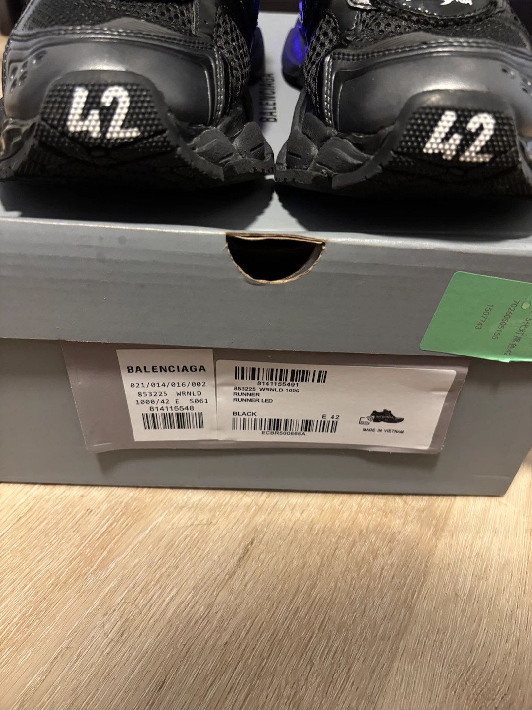 Balenciaga Runner LED Sneakers Size 42 Black - photo 5