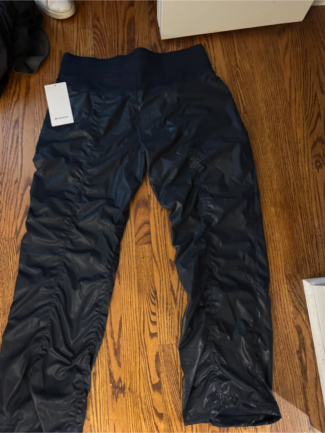 Lululemon Dance Studio Mid-Rise Pant Shine