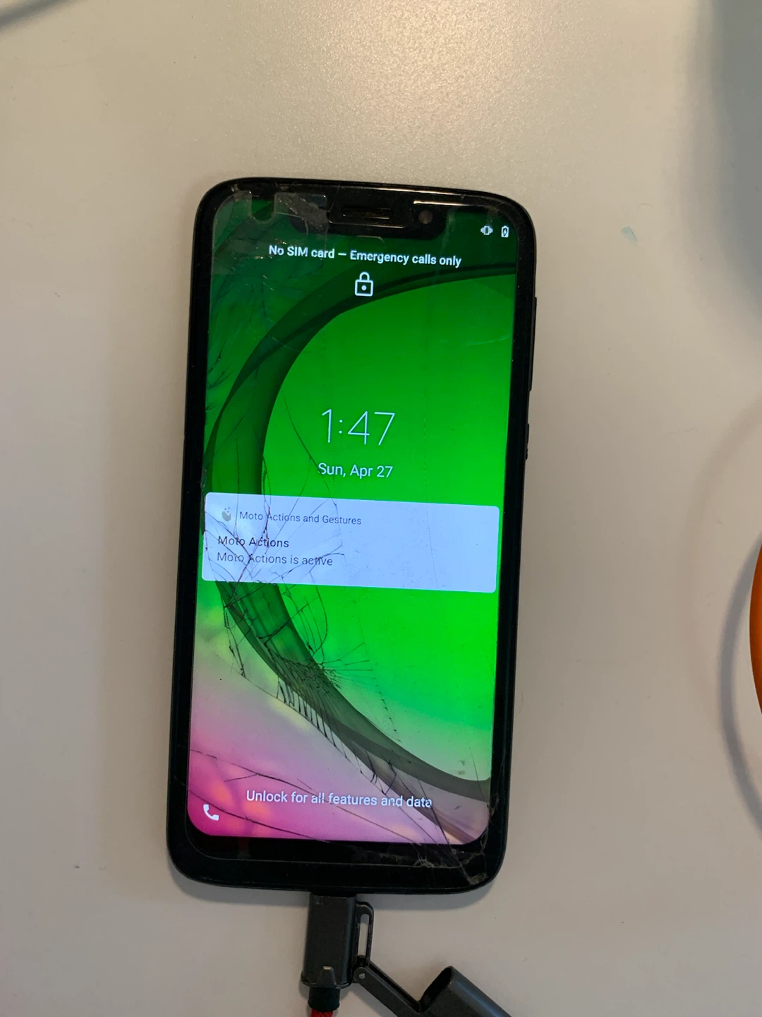 Motorola Moto G Smartphone - Cracked Screen
