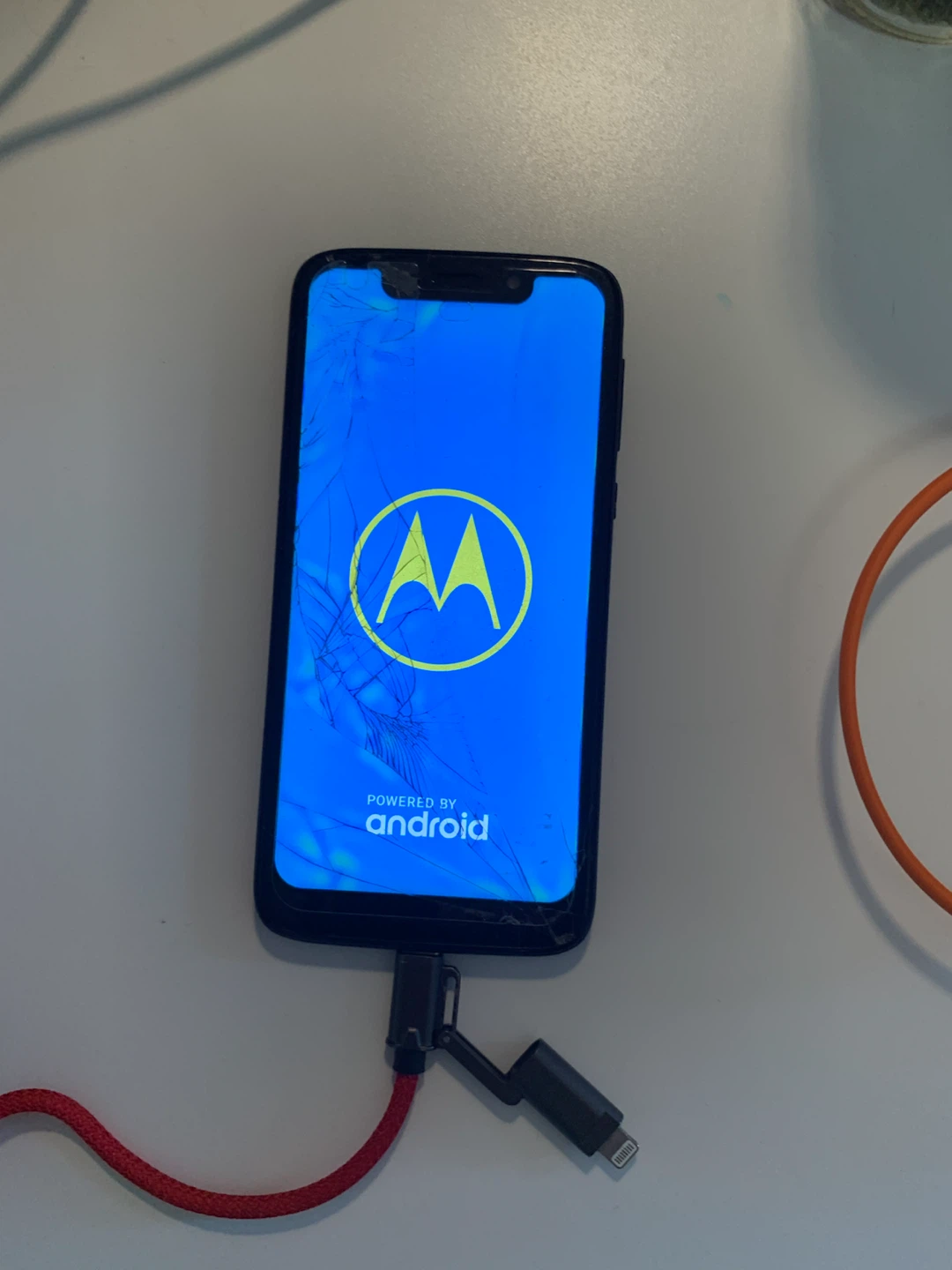 Motorola Moto G Smartphone - Cracked Screen - photo 2