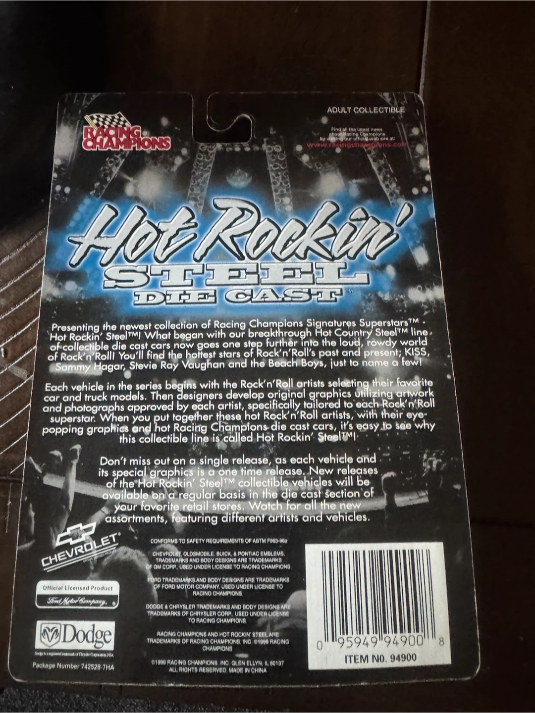 Ozzy Osbourne Hot Rockin' Steel Die Cast Limited Edition - photo 2