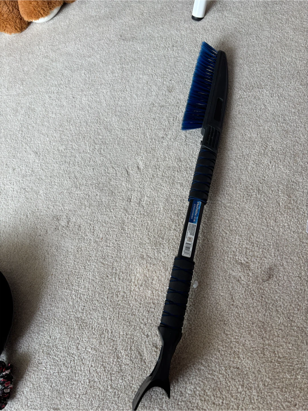 Canadian tire  Reflex Snow Brush and Ice Scraper