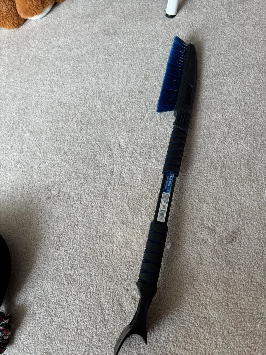 Canadian tire  Reflex Snow Brush and Ice Scraper