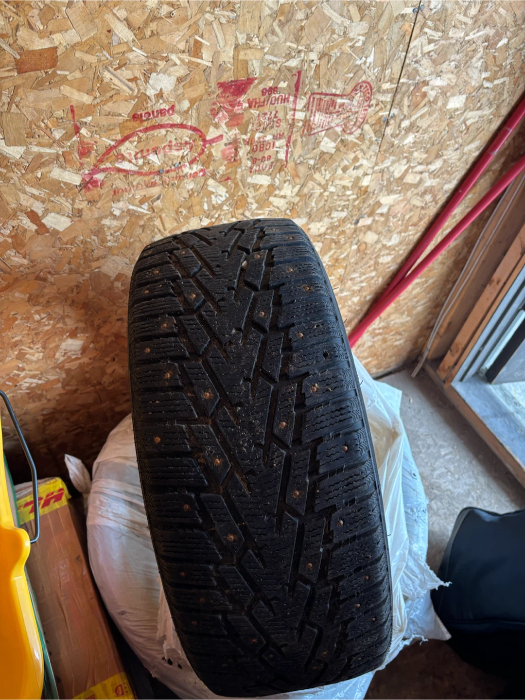 Winter Tires - 225/45R18 95T XL - photo 3