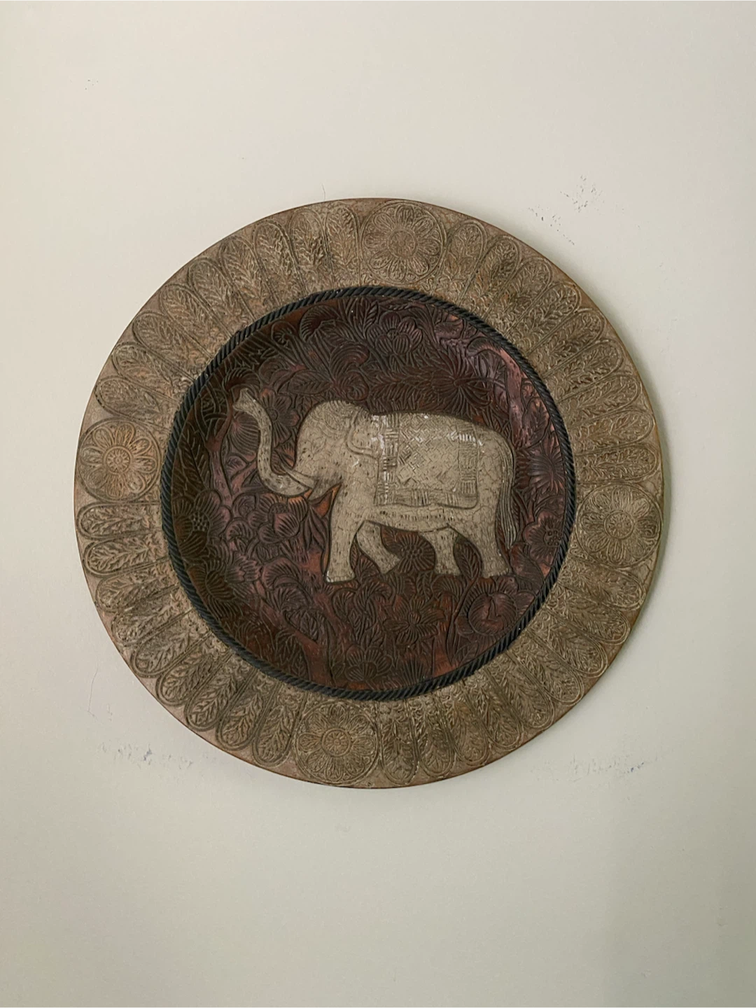 Decorative Elephant Wall Plate - photo 2
