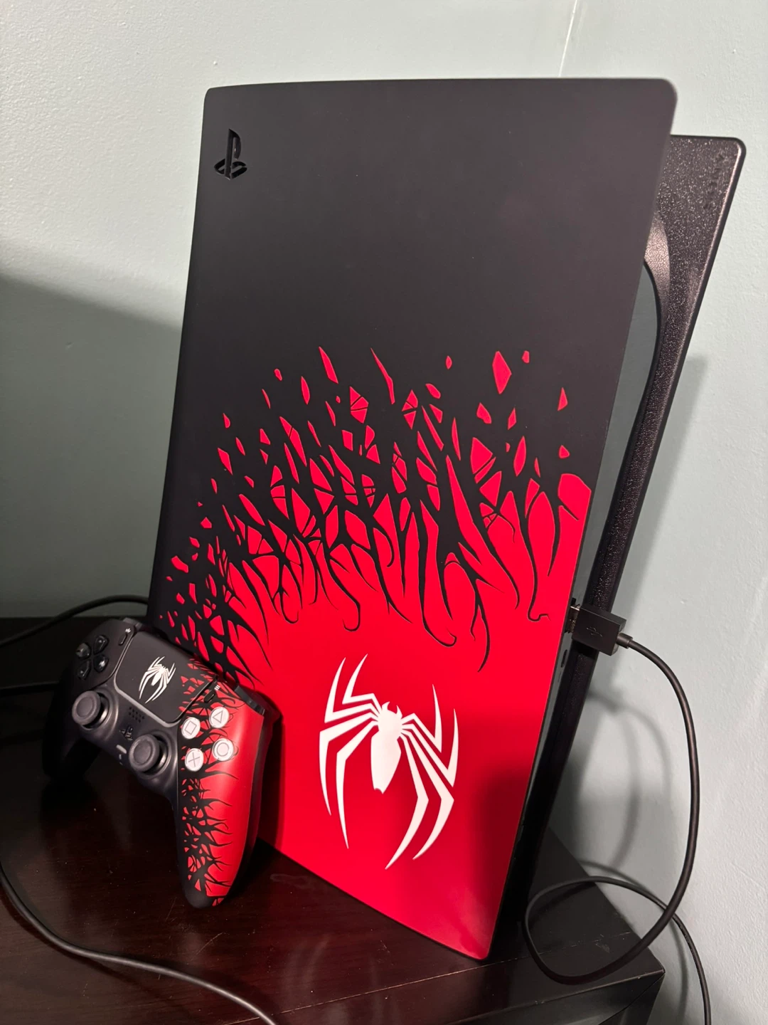 PlayStation 5 Disc Console Marvel's Spider-Man 2 Limited Edition - photo 3