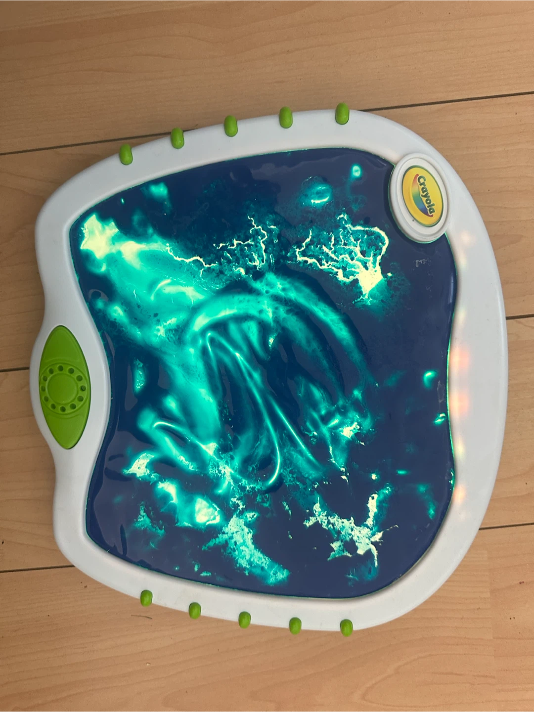 Crayola Light Up Magnifying Glass
