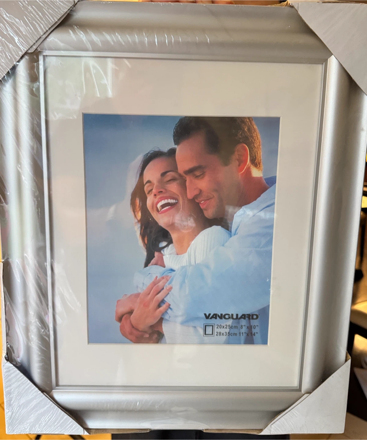 Vanguard Picture Frame 8" x 10" / 11" x 14"