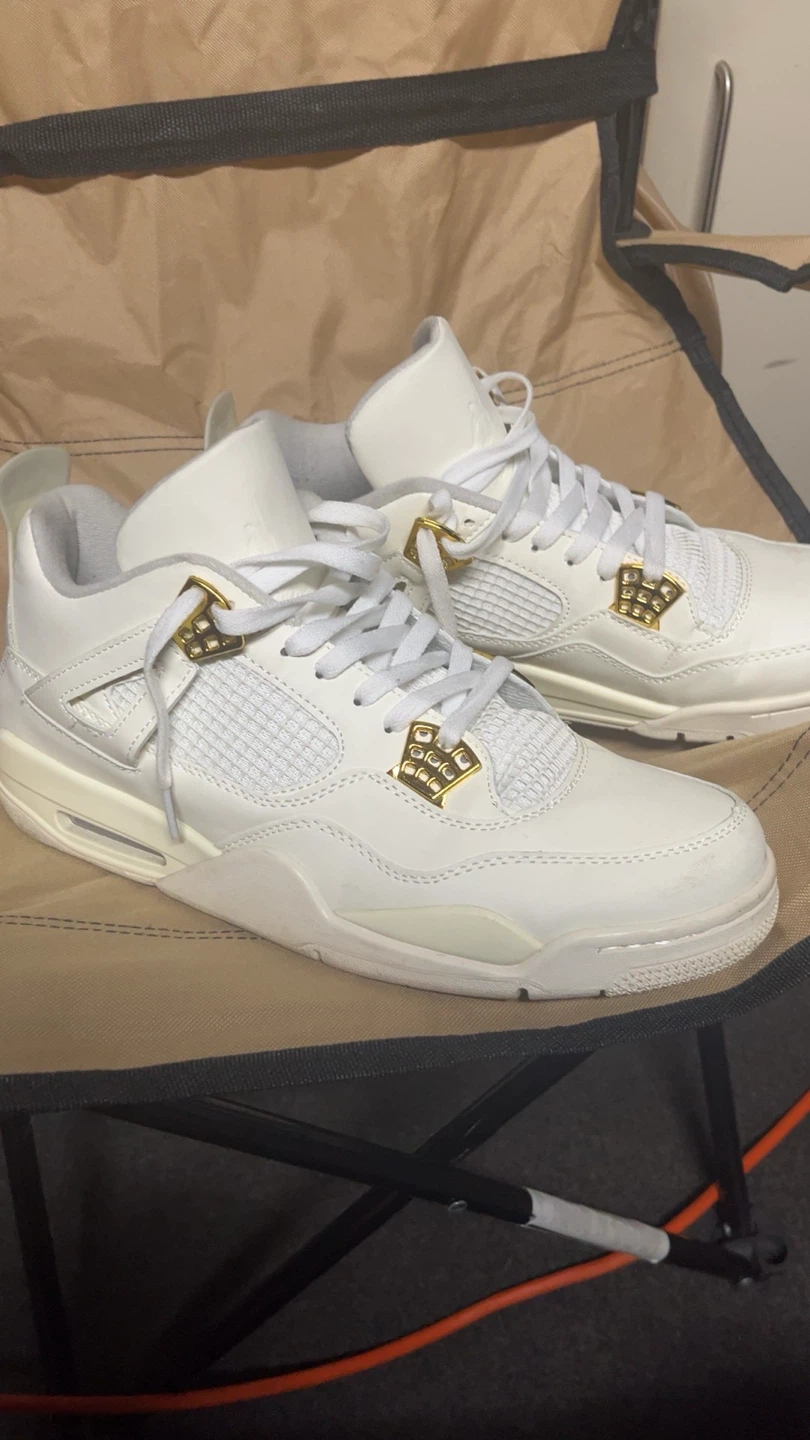 Air Jordan 4 Retro Sneakers - photo 3