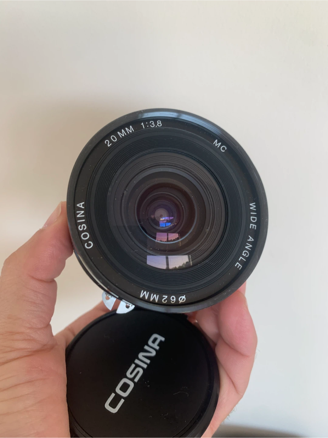 Cosina 20mm f/3.8 MC Wide Angle Lens - photo 3