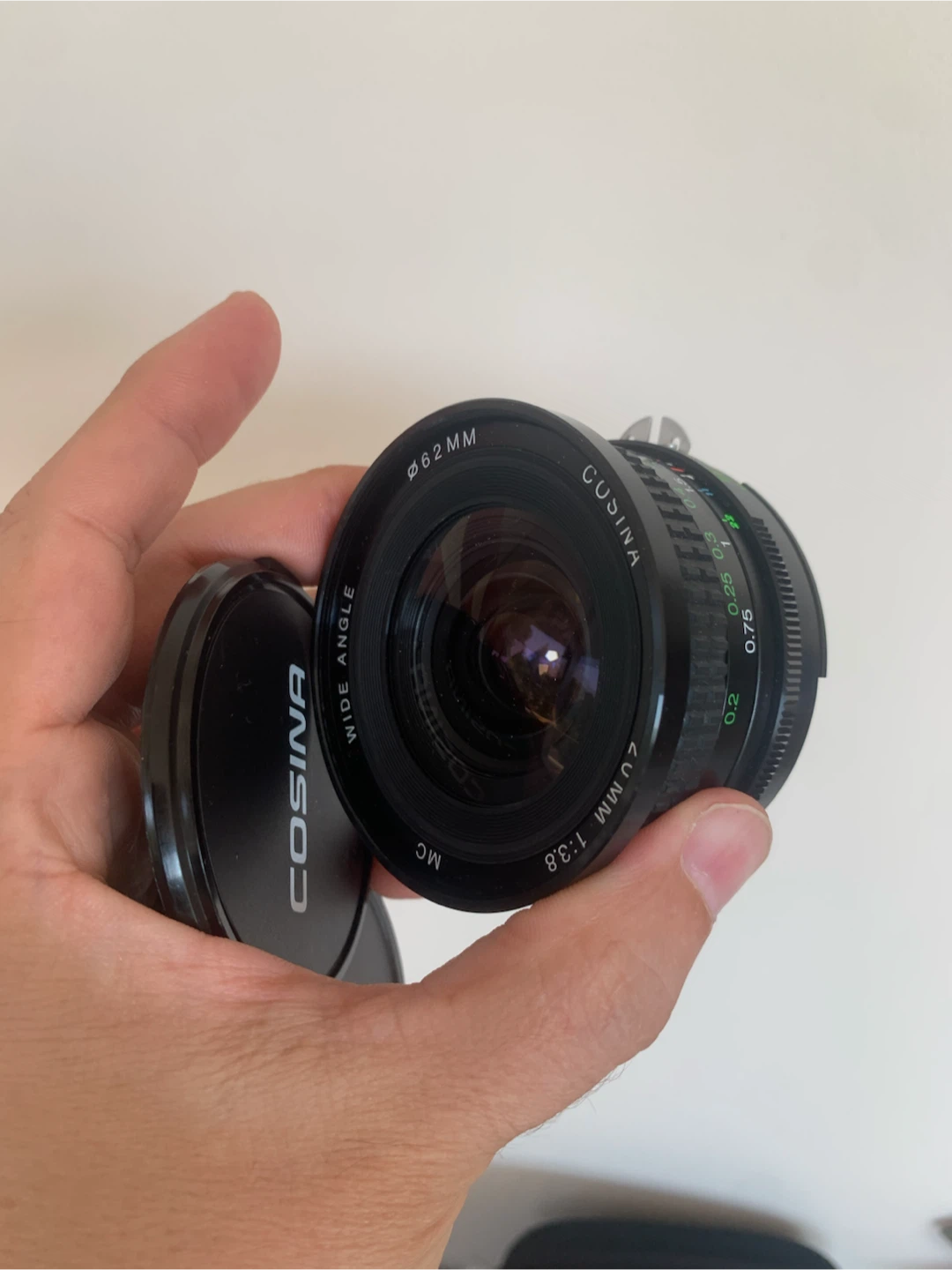 Cosina 20mm f/3.8 MC Wide Angle Lens - photo 5