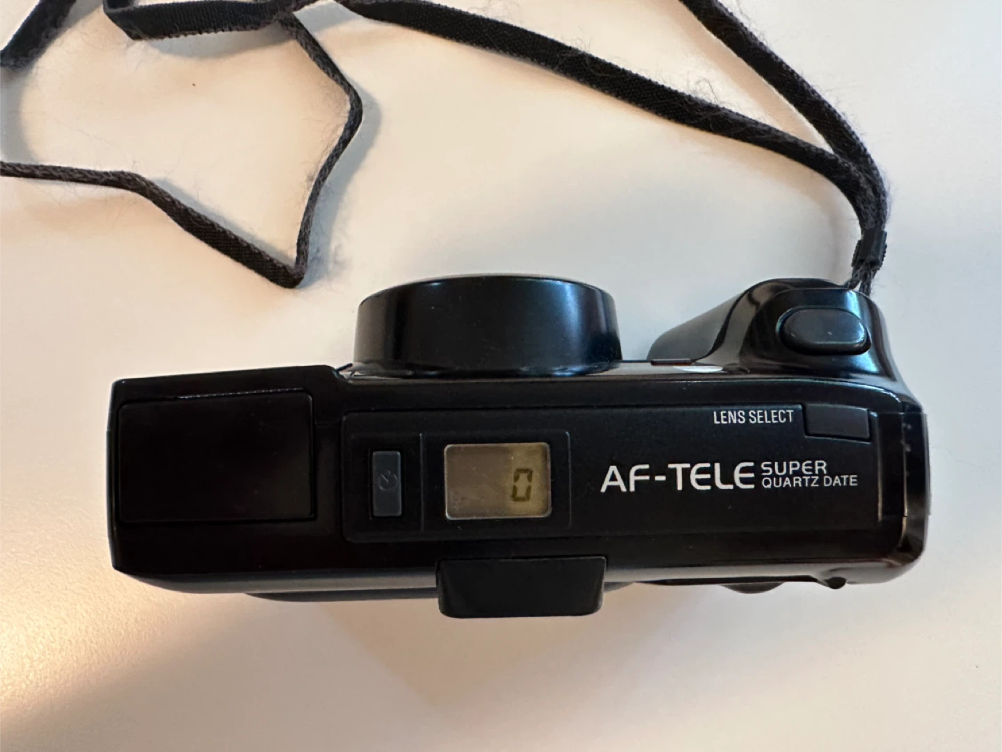 Minolta 35mm Film Camera - photo 2