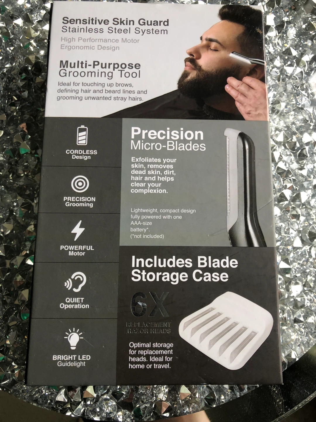 NEW COBY Men's LED Touch-Up Detailing Tool with Extra Blades