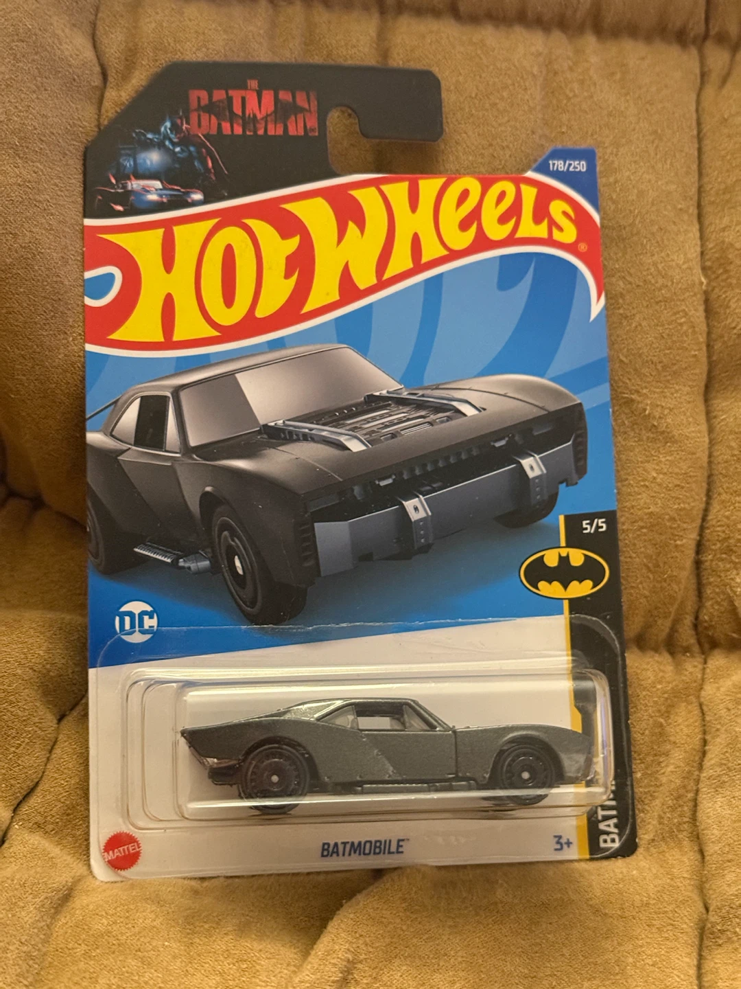 Hot Wheels Batman Batmobile Toy Car lot of 2 - photo 2