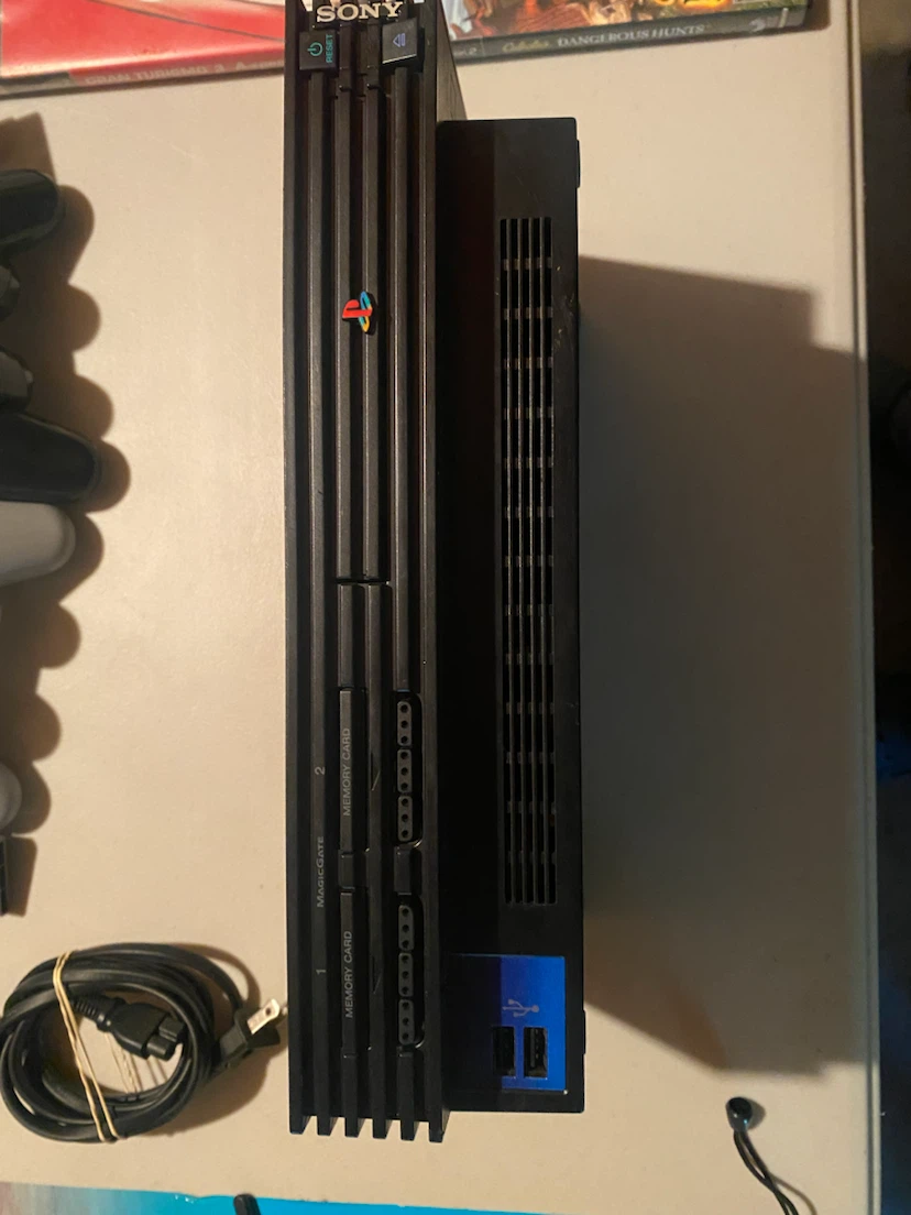 Sony PlayStation 2 Console Bundle with Games and Controllers - photo 2