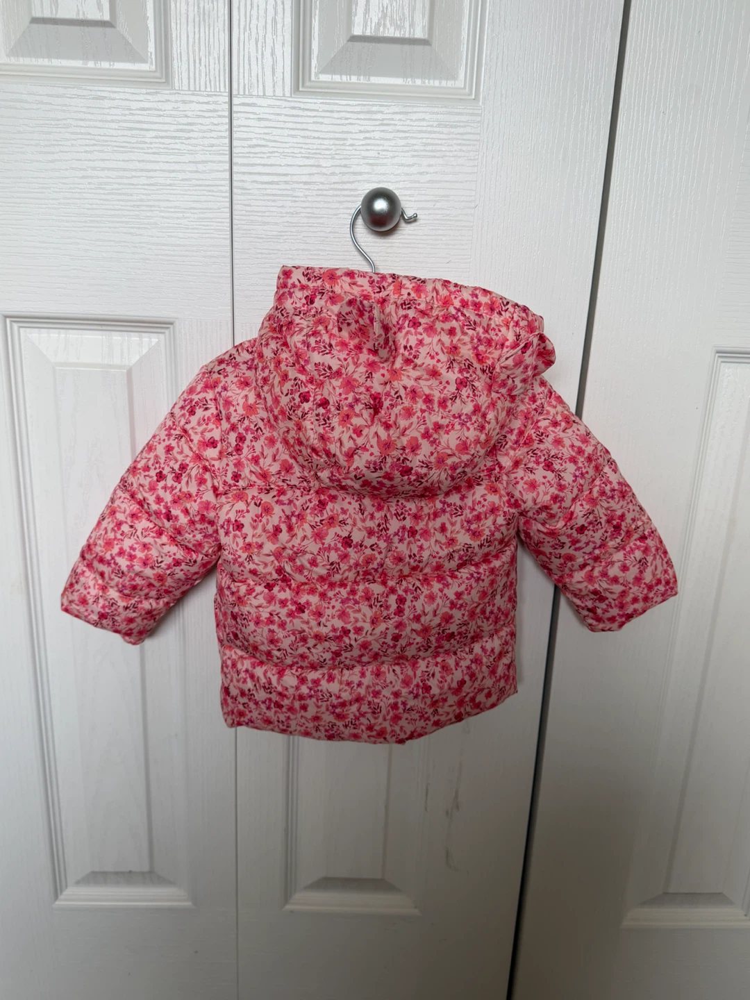 Old Navy Puffer Jacket Floral Pink Size 12-18M - photo 2