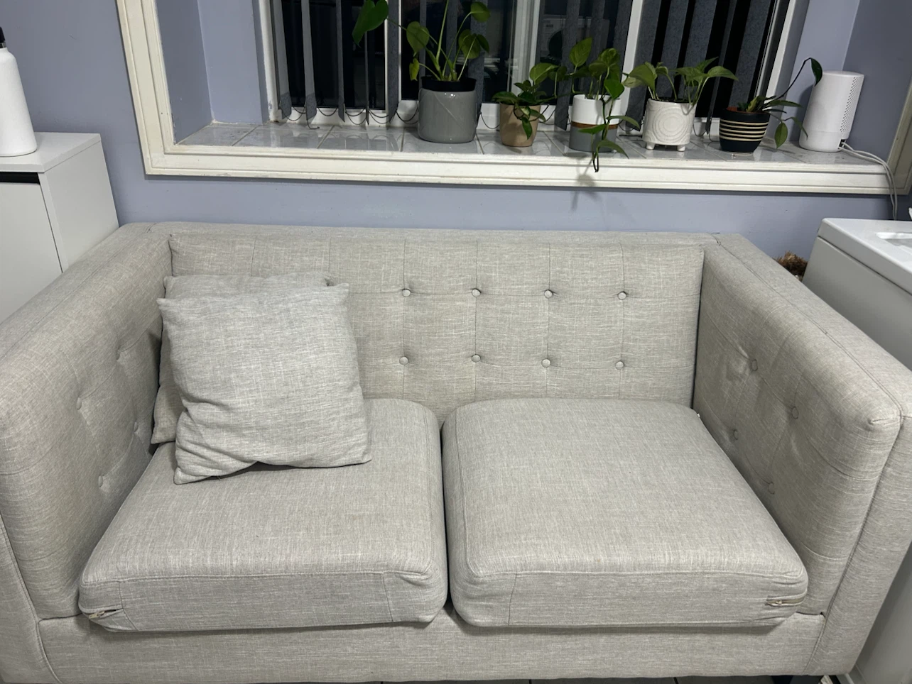 Light Grey Tufted Loveseat Sofa - photo 2