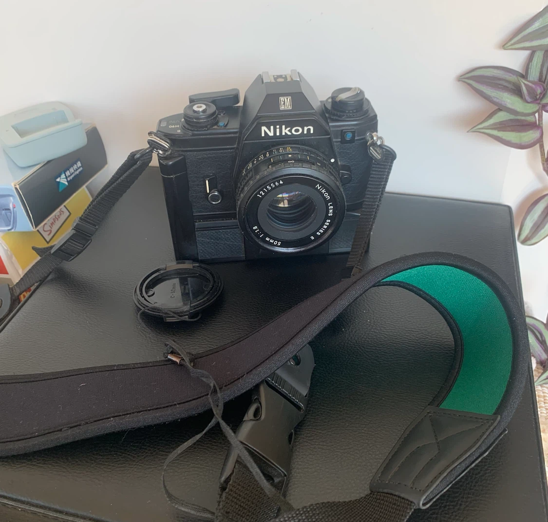 Nikon EM 35mm Film Camera with 50mm 1:1.8 Lens - photo 2