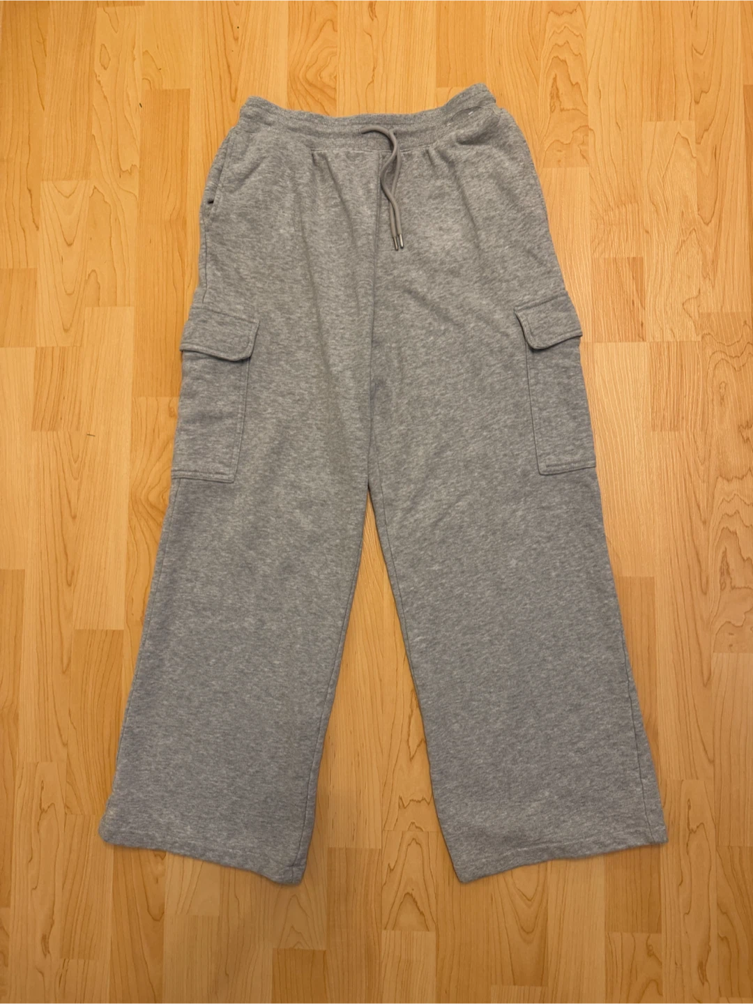 UNIQLO Grey Sweatpants Size M