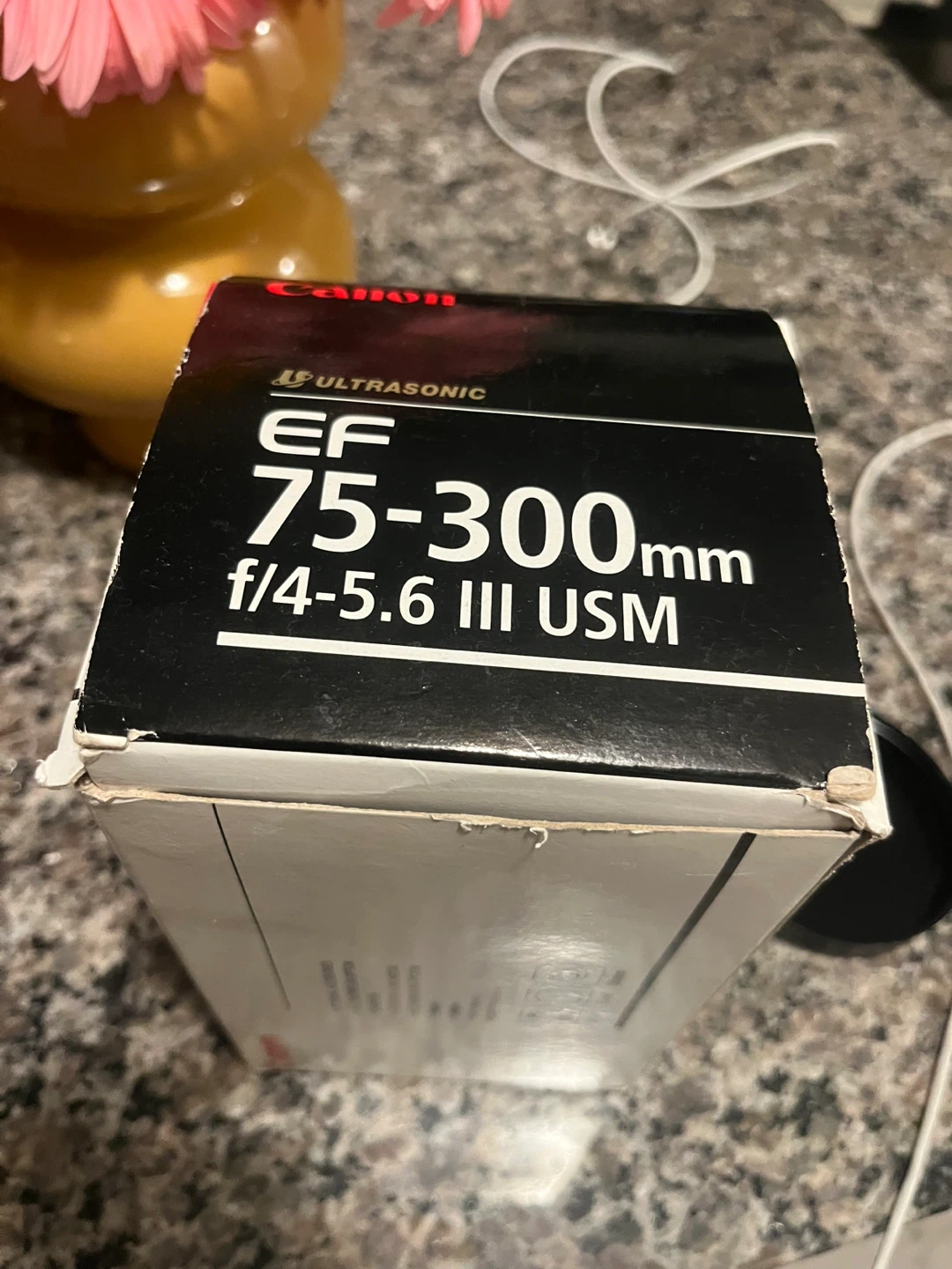 Canon EF 75-300mm f/4-5.6 III USM Lens - photo 3