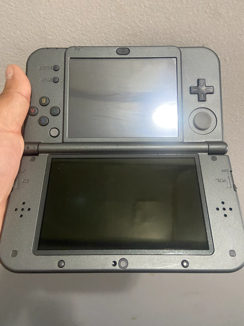 Nintendo New 3DS XL Console