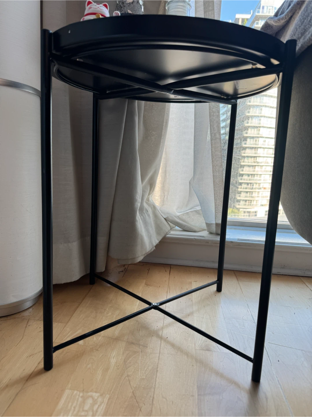 Black Round Side Table - photo 2
