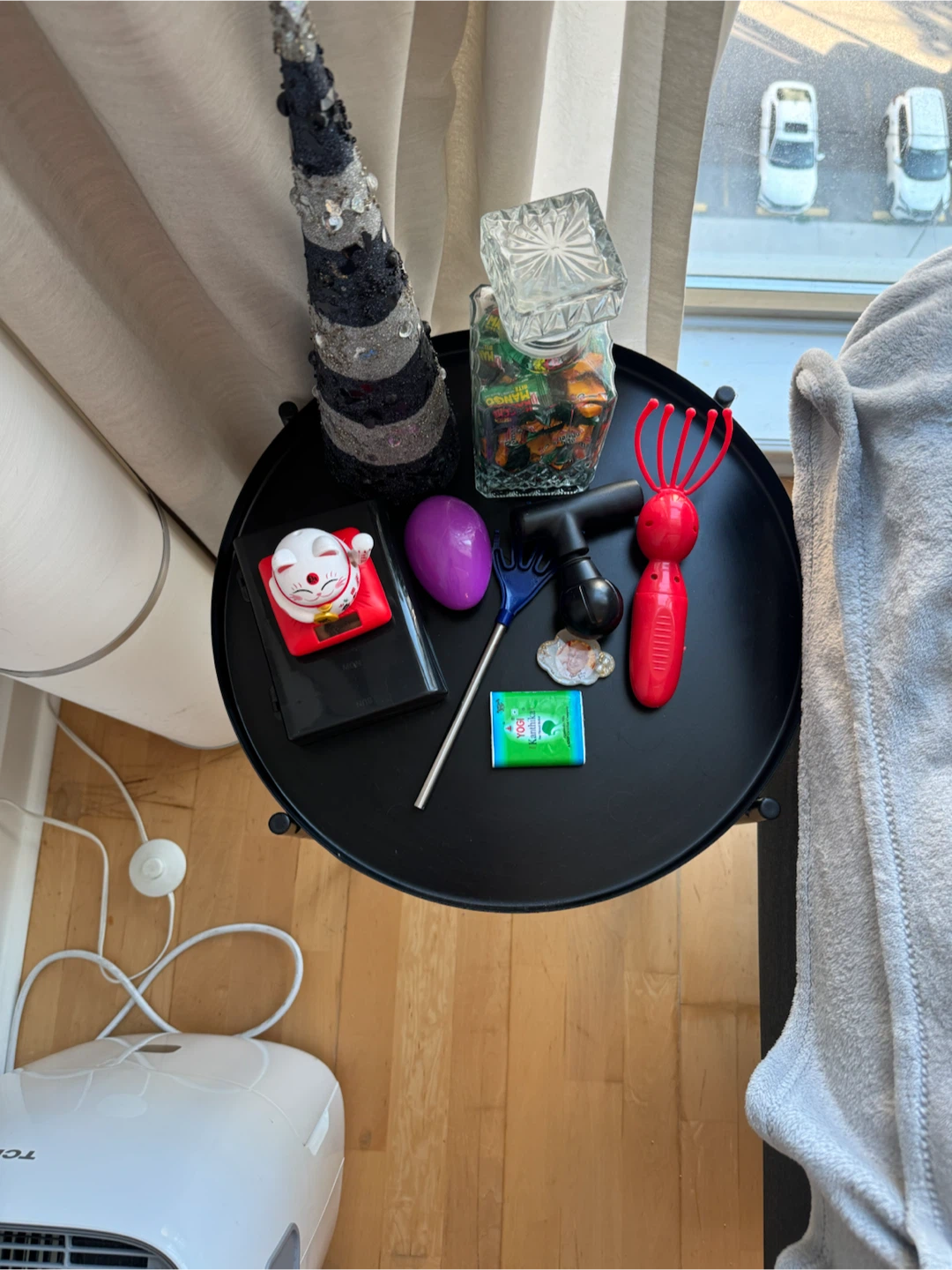 Black Round Side Table