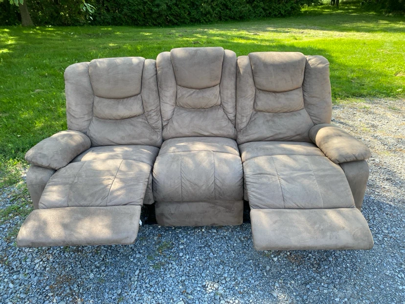 3 Seater Reclining Sofa in Taupe Microfiber (CAN DELIVER) - photo 2