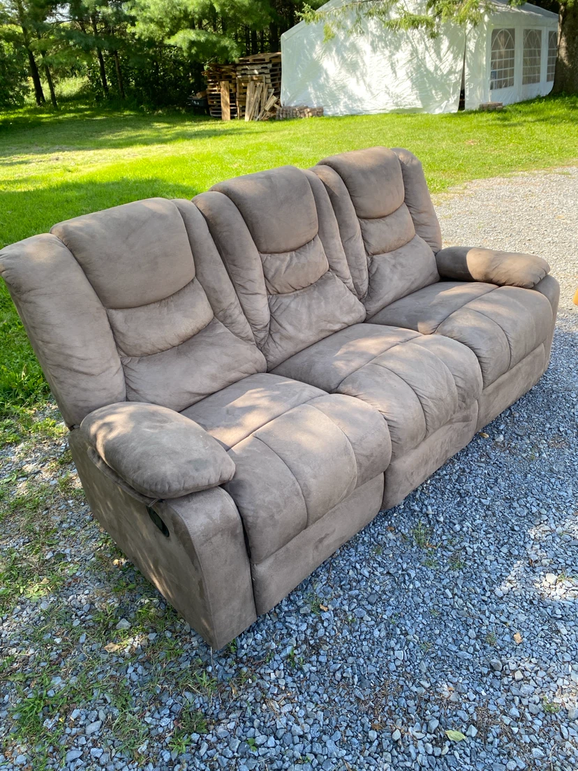 3 Seater Reclining Sofa in Taupe Microfiber (CAN DELIVER) - photo 4