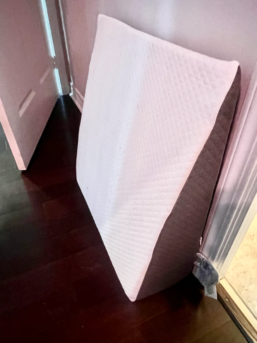 Memory Foam Wedge Pillow