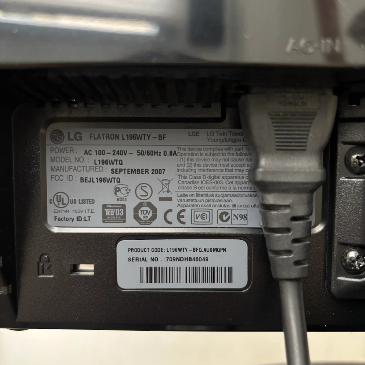 LG Monitor, Keyboard, Mouse & Sony Speakers - photo 3