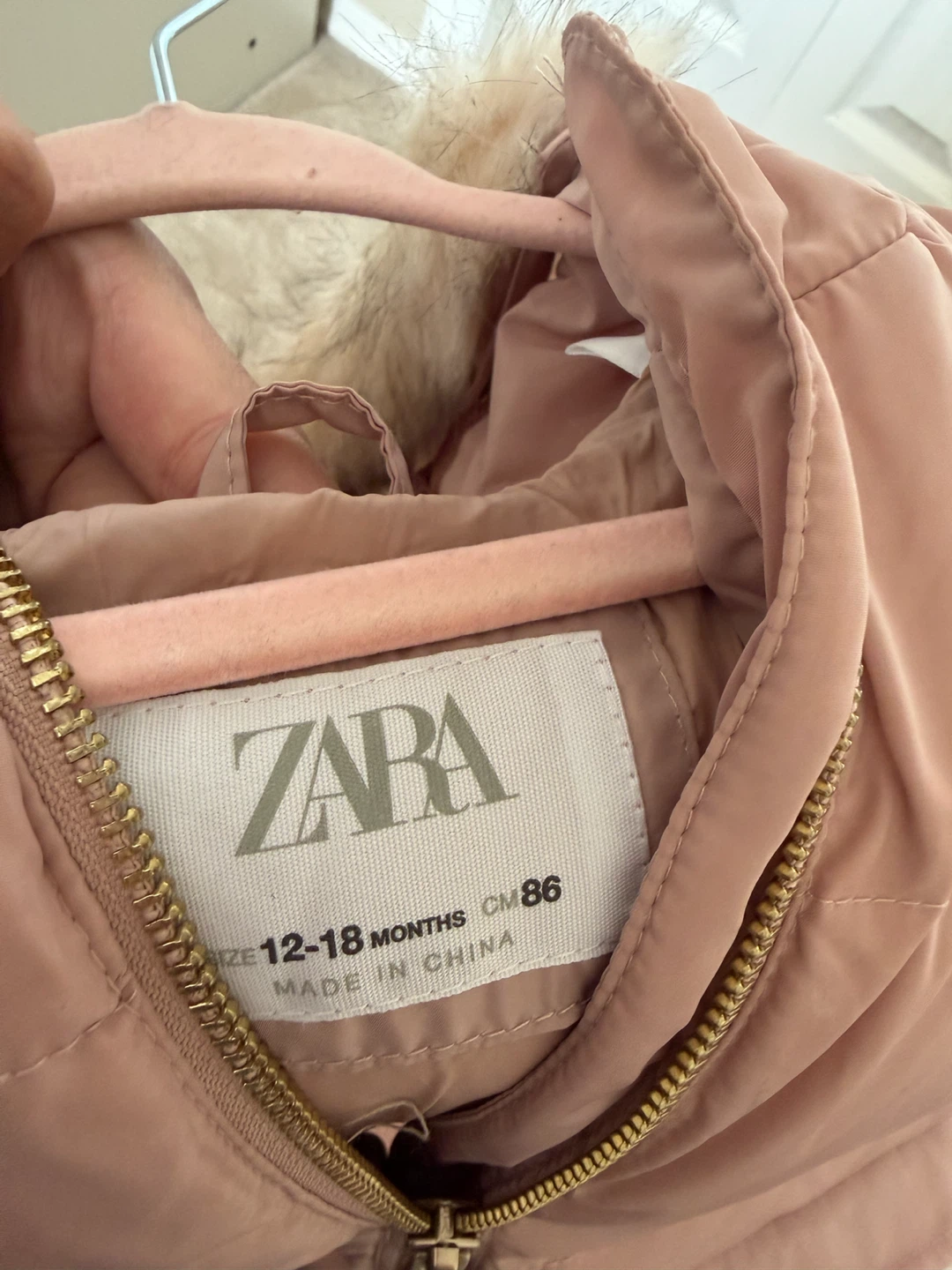 Zara Pink Puffer Jacket with Faux Fur Hood - 12-18 Months - photo 3