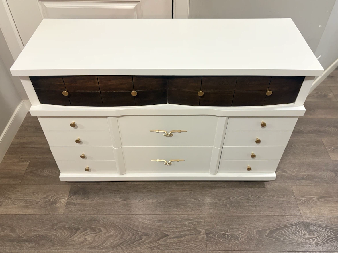 J.W. Kilgour Dresser - photo 4