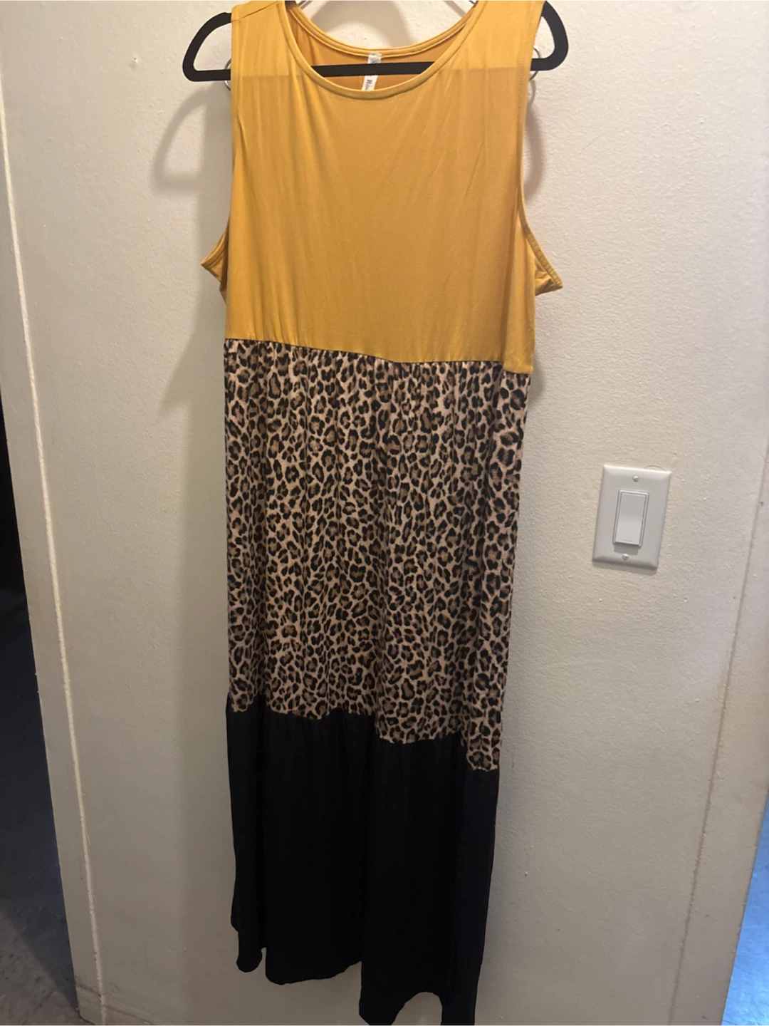 NEW-3X-Yellow & Leopard Print Maxi Dress