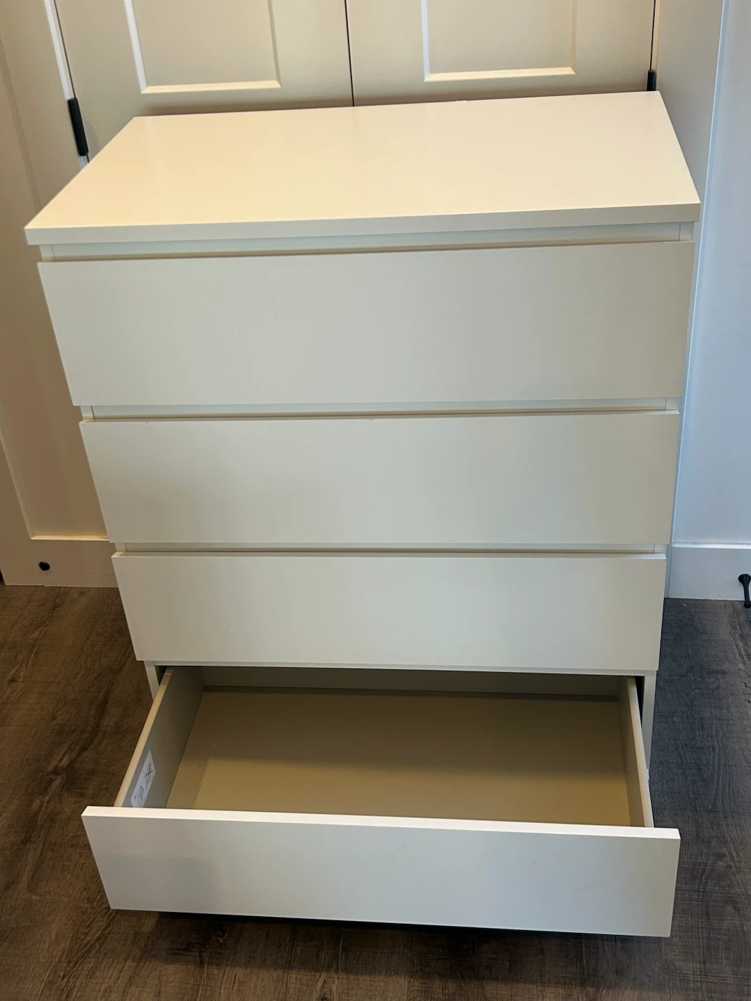 IKEA MALM dresser with 4 drawers - photo 5