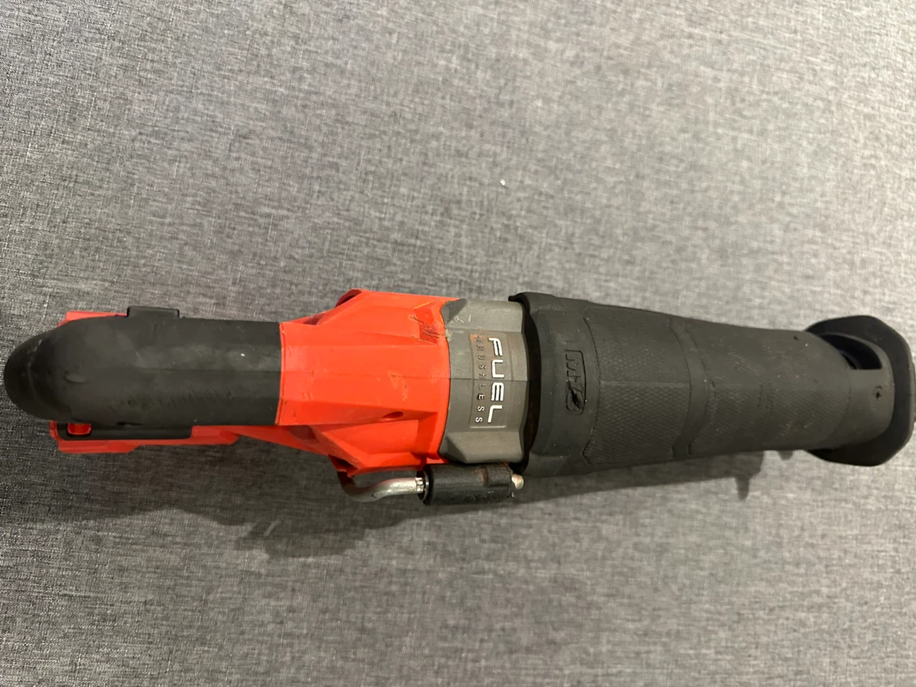 Milwaukee M18 Fuel Sawzall - photo 2
