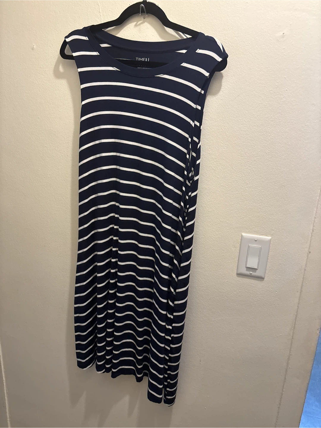 NEW-Size 20-TIME & TRU Navy Striped Sleeveless Maxi Dress