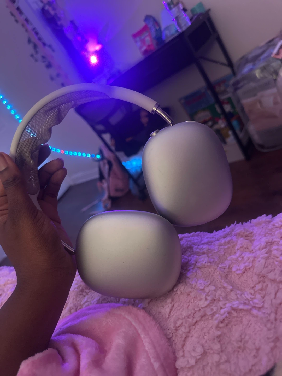Apple AirPods Max Headphones