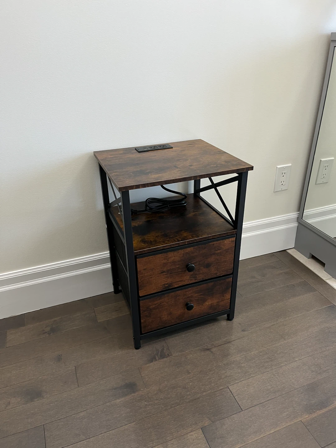 New 2-Drawer Table w/ Power & LED