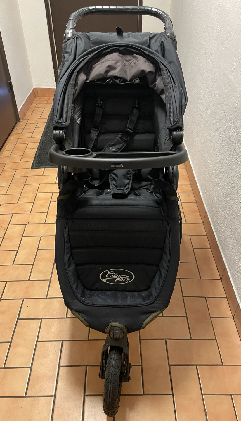Baby Jogger City Mini Gt Stroller with Snack tray - photo 3