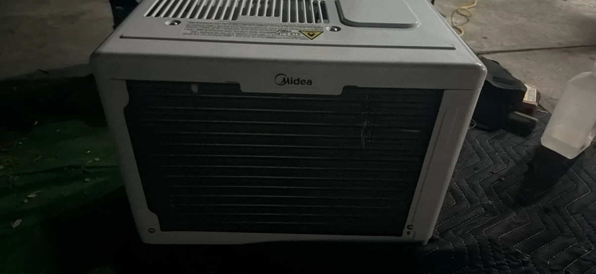 Midea Window Air Conditioner - photo 4