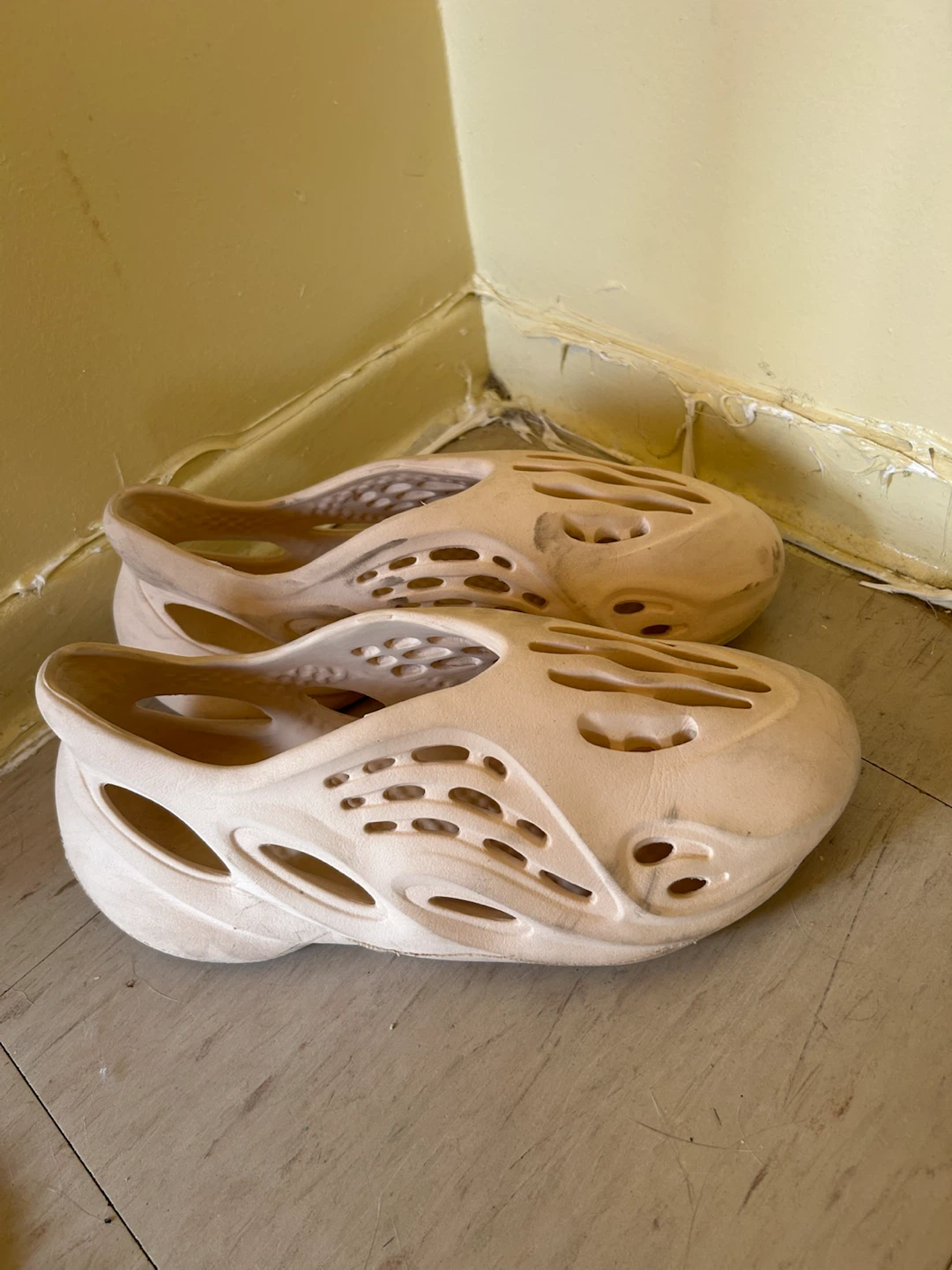 Yeezy Foam Runner Shoes - photo 4
